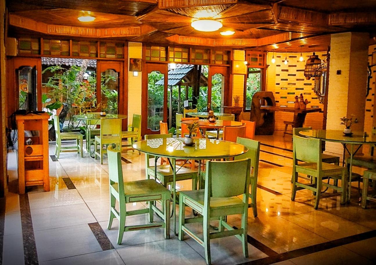 Arys Garden Hotel Yogyakarta Kültér fotó
