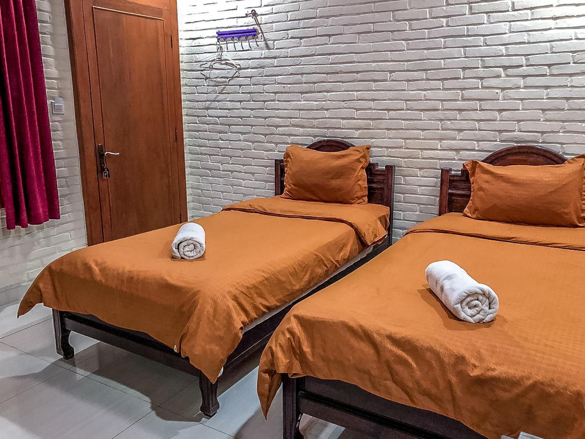 Arys Garden Hotel Yogyakarta Kültér fotó