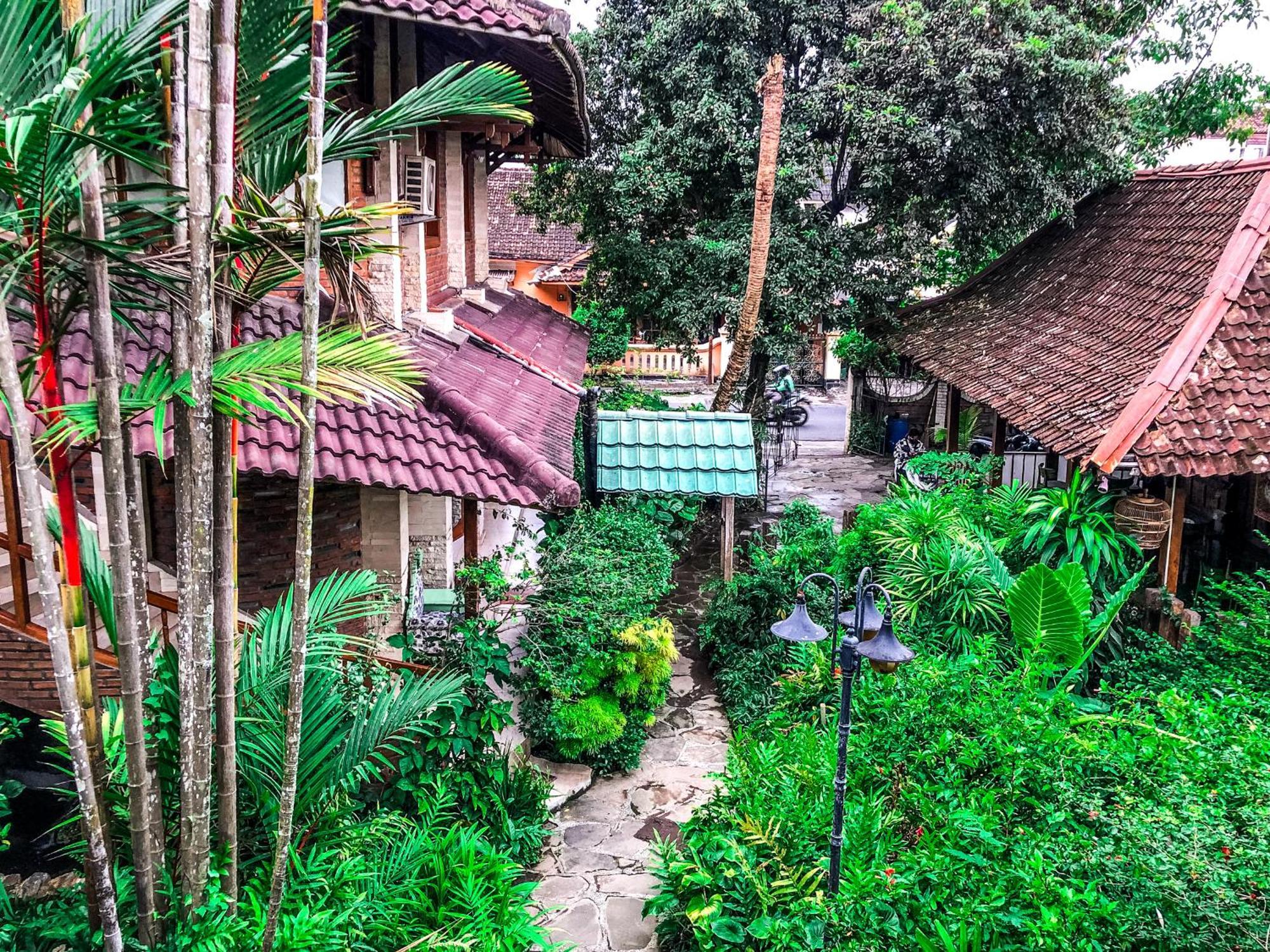 Arys Garden Hotel Yogyakarta Kültér fotó