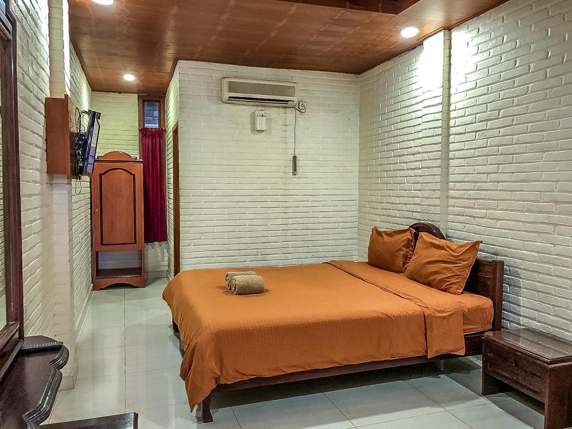 Arys Garden Hotel Yogyakarta Kültér fotó