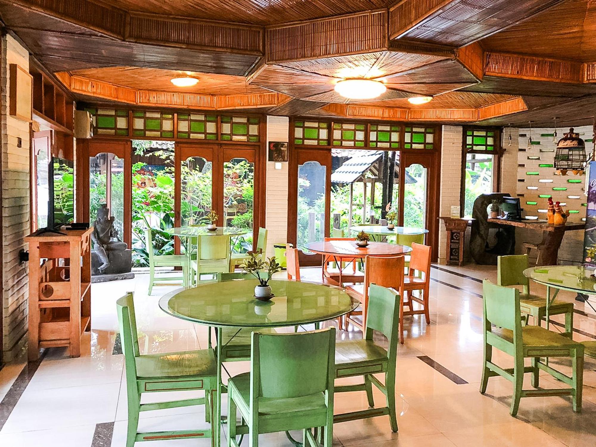 Arys Garden Hotel Yogyakarta Kültér fotó