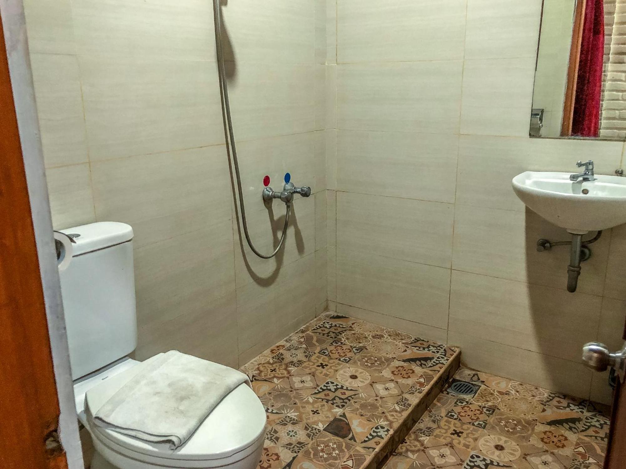 Arys Garden Hotel Yogyakarta Kültér fotó