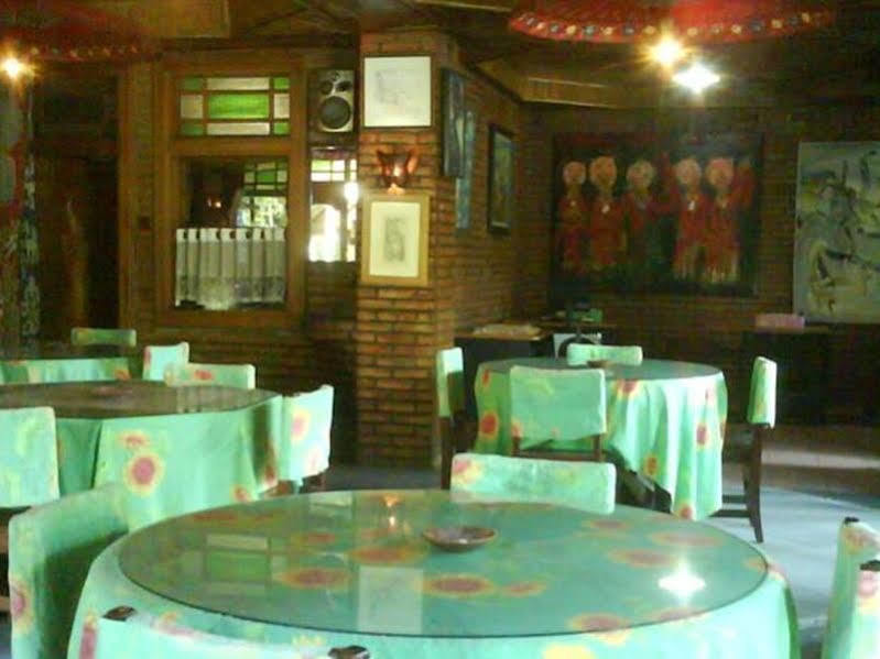 Arys Garden Hotel Yogyakarta Kültér fotó